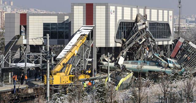9 Kişinin Öldüğü Tren Kazasıyla İlgili Yazar Nihat Genç'ten Skandal Sözler: Kazanın Şifreleri Çarpışma Dizisinde