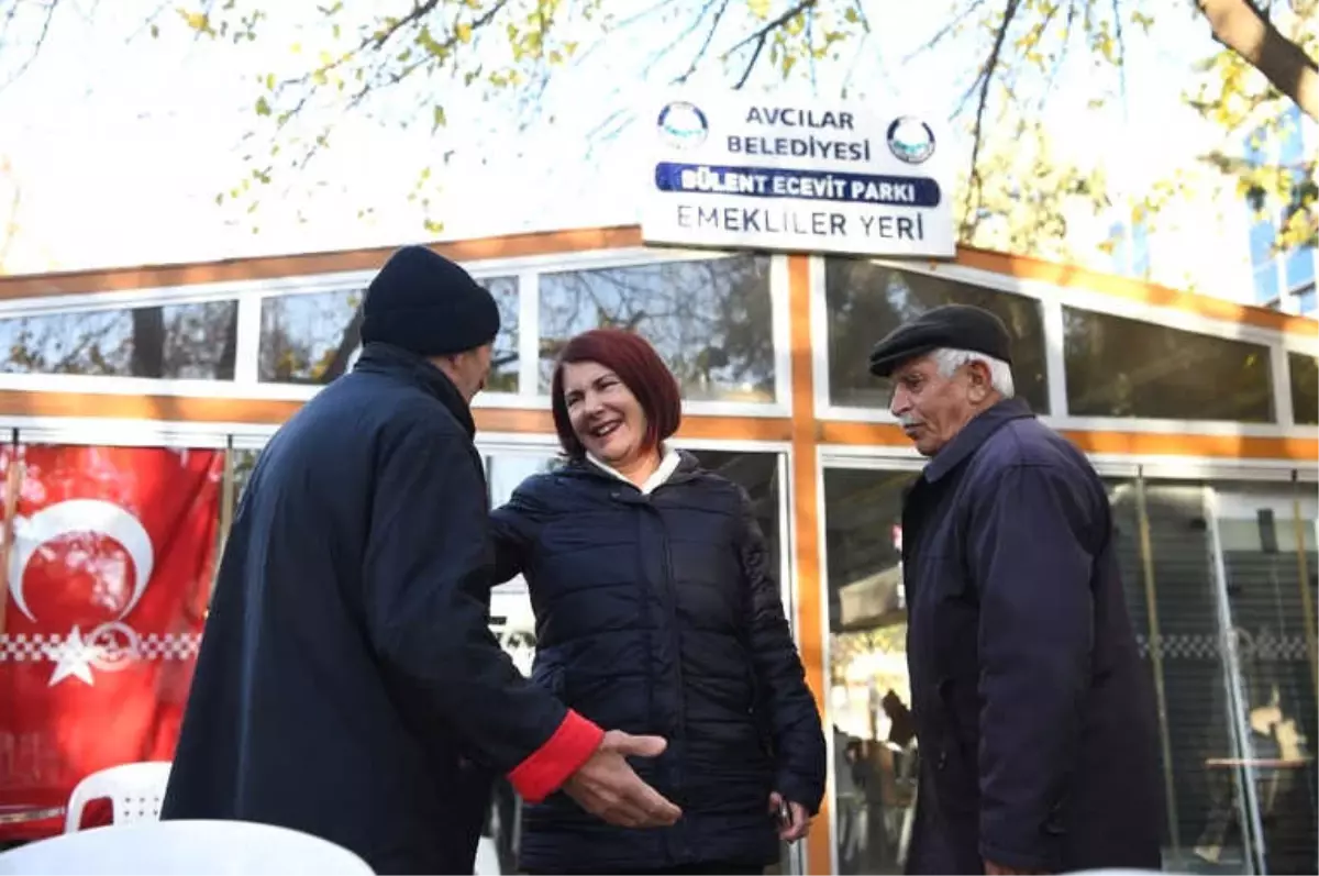 Avcılar'da Sahaya İnen Başkan Benli, Halkın Taleplerini Dinledi
