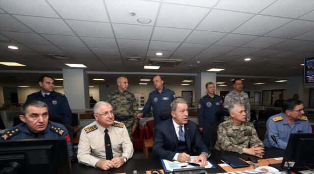 Bakan Akar, Karacak'ın İlk Kez Vurulduğu Operasyonu Böyle İzledi