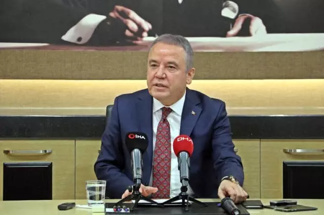CHP'li Belediye Başkanı İstifa İddialarına Sert Çıktı