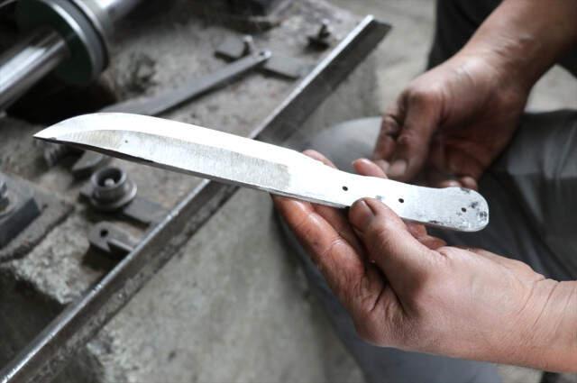 Demir Kesen Bıçağa Gurbetçi İlgisi