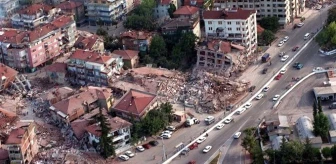 Deprem Profesöründen İstanbul İçin Korkutan Açıklama: Yüzde 60 İhtimalle Gerçekleşecek