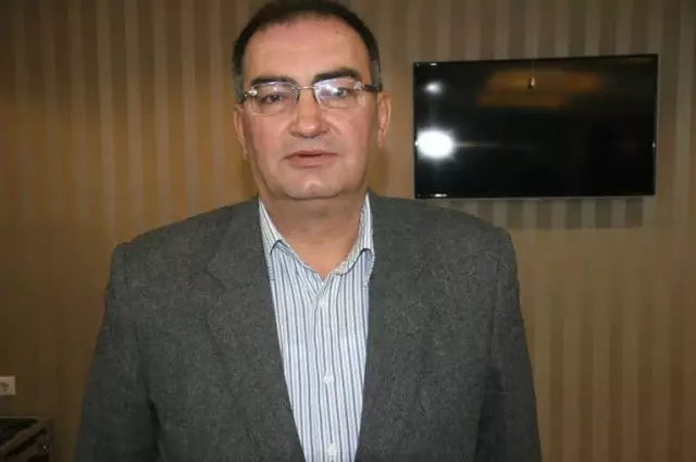 Ak Partililer Basın Mensuplarıyla Bir Araya Geldi Ak Partililer Basın Mensuplarıyla Bir Araya Geldi