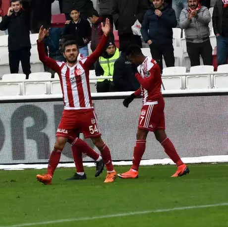 Demir Grup Sivasspor - Mke Ankaragücü: 4-0