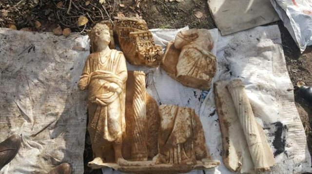 1600 Yıllık Sidamara Lahdi Satmaya Çalışan Defineciler, Yakayı Ele Verdi