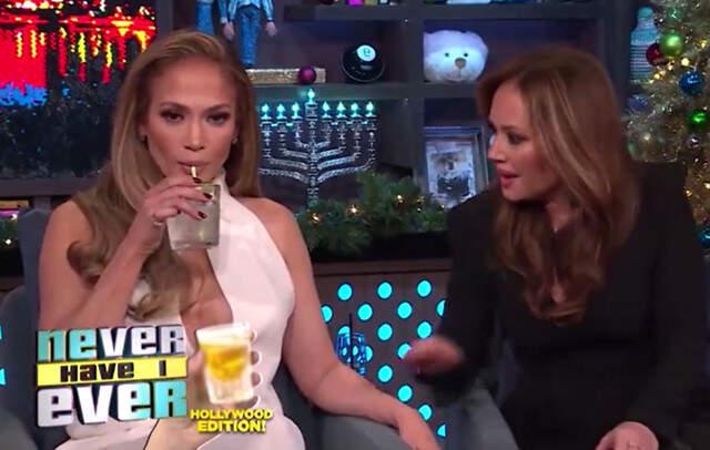 Ünlü Şarkıcı Jennifer Lopez, Film Çekimleri Sırasında Birçok Kez İlişkiye Girdiğini İtiraf Etti