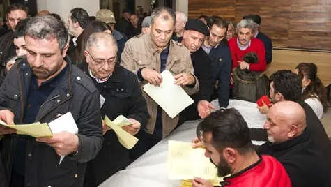 Avrupa'nın En Büyük Cemevi Yeni Yöneticilerini Seçti: Gelmek Hak İse Gitmek Hakikattir Avrupa'nın En Büyük Cemevi Yeni Yöneticilerini Seçti: Gelmek Hak İse Gitmek Hakikattir