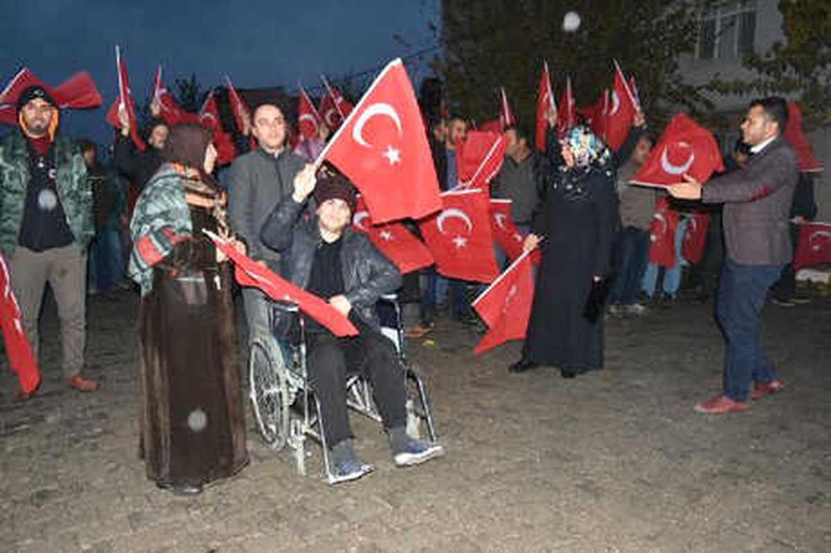 Fırat'ın Batısında Heyecan, Doğusunda Panik Var (5)