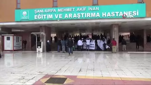 Kadın Doktorun Darp Edilmesini Protesto Eden Gruba Bir Doktor Tepki Gösterdi