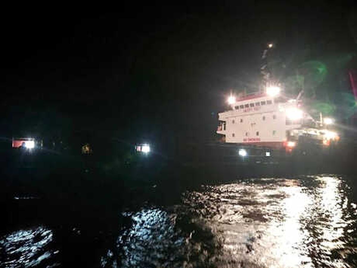 Kuru Yük Gemisinde Hastalanan Aşçıya Gece Tahliyesi