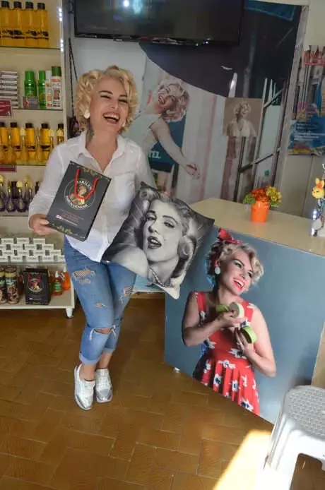 Satacağı Sabunun İsmi 'Mardin Monroe' Olacak Satacağı Sabunun İsmi 'Mardin Monroe' Olacak
