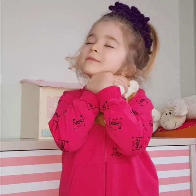 5 Yaşındaki Ebrar Demirbilek'ten Papağana İşkence Uygulayan Murat Özdemir'e Tokat Gibi Cevap