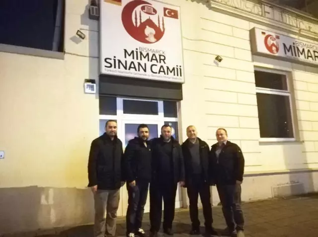 Almanya'da Gençlere Sahip Çıkıyorlar