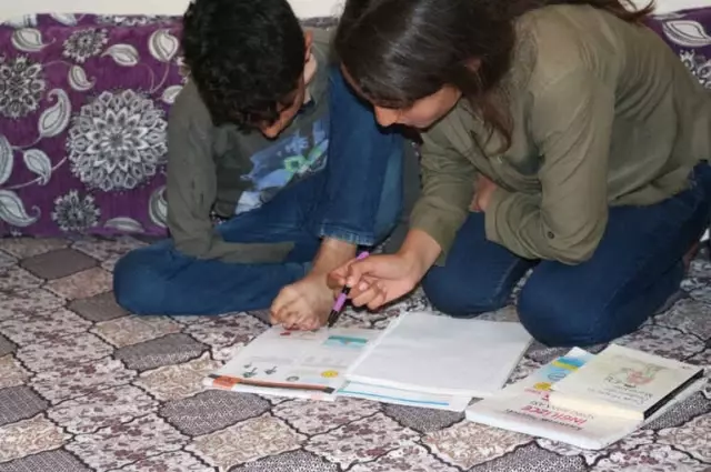 Kollarını Kaybeden Çocuğa Devlet Şefkati Kollarını Kaybeden Çocuğa Devlet Şefkati