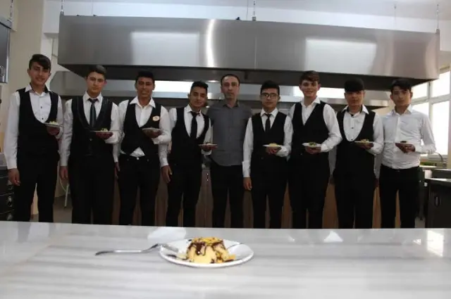 Turizm Öğrencileri Hünerlerini Sergiledi Turizm Öğrencileri Hünerlerini Sergiledi