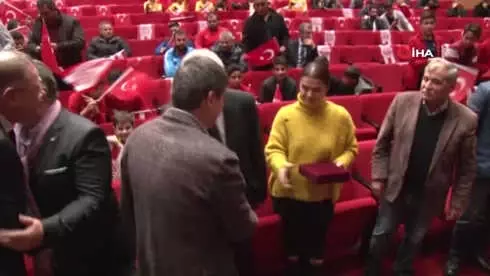 Antalya Büyükşehir'den 106 Amatör Kulübe 382 Bin TL'lik Destek Antalya Büyükşehir'den 106 Amatör Kulübe 382 Bin TL'lik Destek