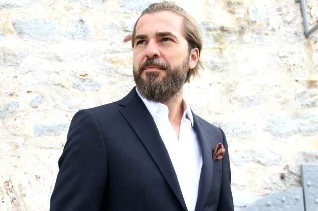 Engin Altan Düzyatan'dan Aras Bulut İynemli'ye Övgü: Aras'a Bayılıyorum