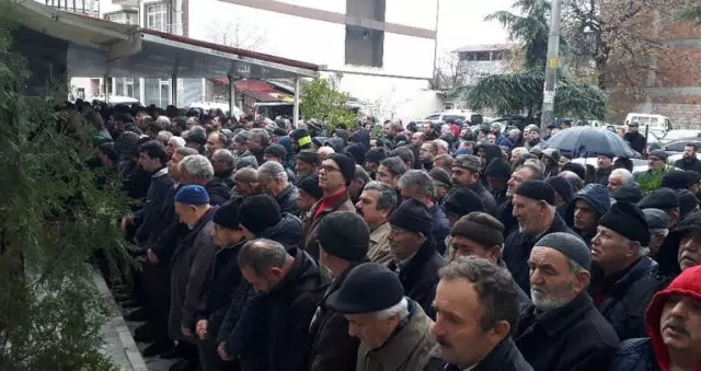 Gölde Hayatını Kaybeden Onur Özcan Defnedildi Gölde Hayatını Kaybeden Onur Özcan Defnedildi