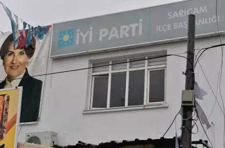 İyi Parti İlçe Binasına Silahla Saldırı Şüphelisi Yakalandı İyi Parti İlçe Binasına Silahla Saldırı Şüphelisi Yakalandı