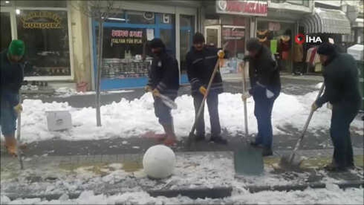 Malkara'da Kar Yağışı Yerini Güneşli Havaya Bıraktı