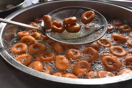 Meşhur İzmir Lokmasına Talep Arttı