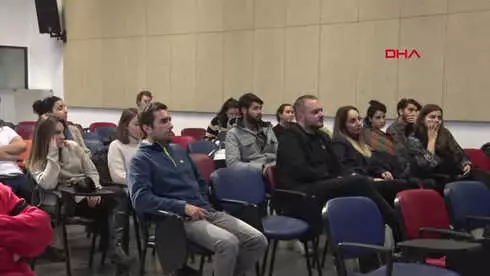 Sivil Toplum Profesyonelleri ve Sosyal Girişimciler Öğrencilerle Bir Araya Geldi