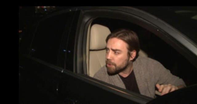Hande Erçel'le Barıştığı Konuşulan Murat Dalkılıç, İki Güzelle Görüntülendi