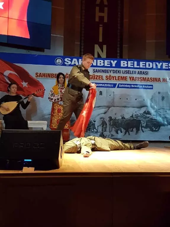 Şahinbey'de Öğrenciler Yarıştı Şahinbey'de Öğrenciler Yarıştı