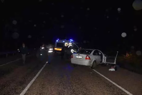 Sinop'ta İki Otomobil Çarpıştı: 7 Yaralı