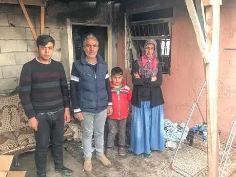 Yangında Kocasını Alevlerin Arasından Çıkardı