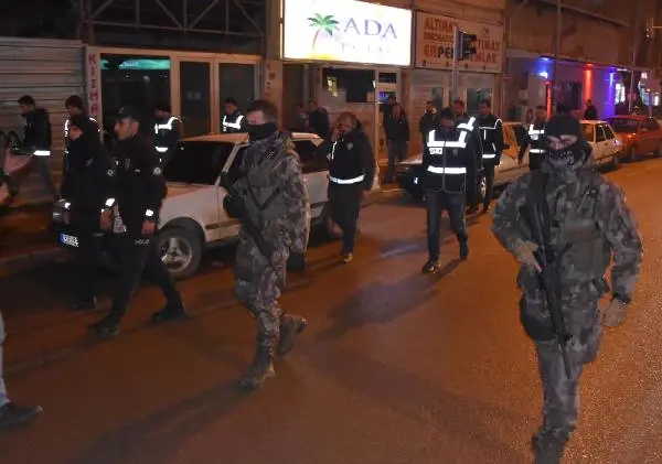 Bursa�da Yılbaşı Öncesi 300 Polisle �Huzur� Uygulaması Haber