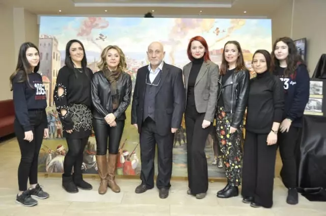 Gaziantep Kolej Vakfı'nda En Anlamlı Sergi Gaziantep Kolej Vakfı'nda En Anlamlı Sergi