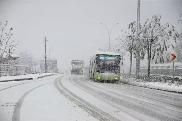 Kocaeli'de Kar Yağışı