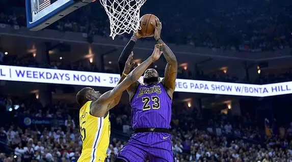 Los Angeles Lakers, Son Şampiyon Golden State Warriors’ı 127-101 Yendi