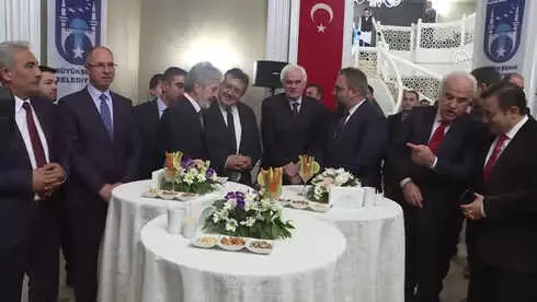 Atatürk'ün Ankara'ya Gelişinin 99. Yıl Dönümü Atatürk'ün Ankara'ya Gelişinin 99. Yıl Dönümü