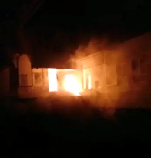 Belediye Başkanının Evi Alev Alev Yandı