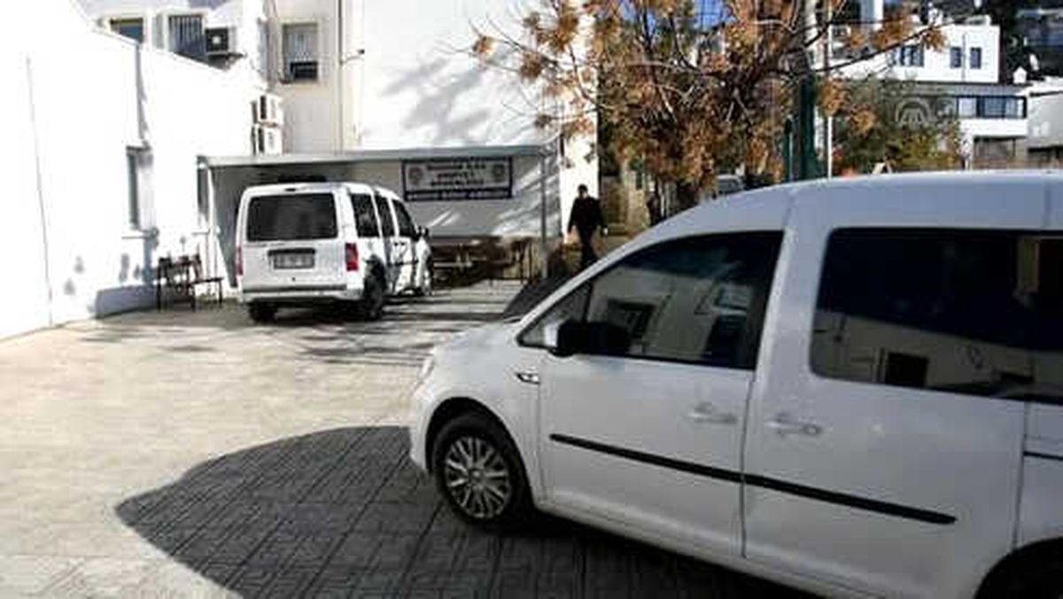 Firari Hırsızlık Zanlısı Sahte Kimlikle Yakalandı