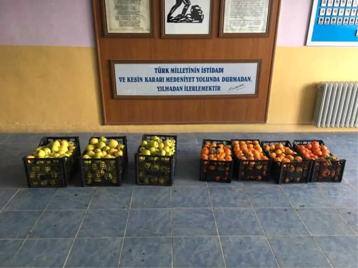 Öğretmenlerden Örnek Davranış