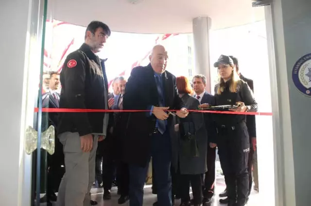 15 Temmuz Gazisi Turgut Aslan'ın Adı Polis Merkezine Verildi 15 Temmuz Gazisi Turgut Aslan'ın Adı Polis Merkezine Verildi