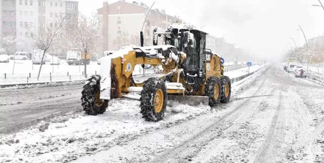 BÃ¼yÃ¼kÅehir'in Kar Timleri Ä°Å BaÅÄ±nda