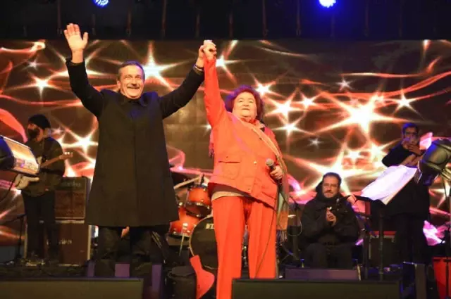 Eskişehir'de Selda Bağcan Rüzgarı