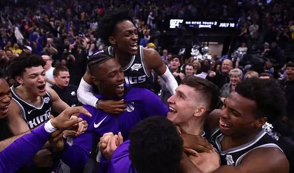 Los Angeles Lakers'ı Bogdan Bogdanovic Yıktı