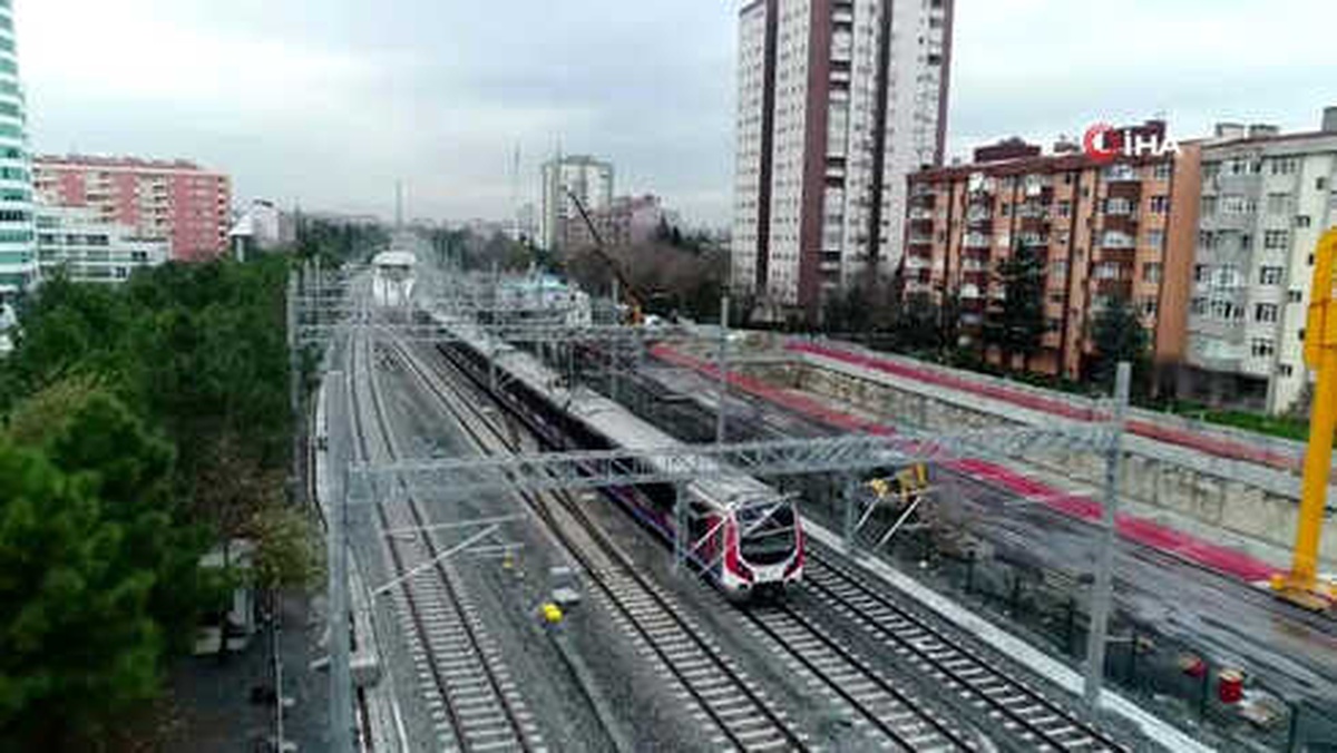 Marmaray İlk Kez Banliyö Hattına Çıktı