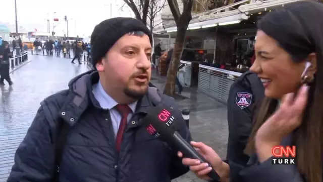 Metrobüs Yetkilileri, Milli Piyangoyla Metrobüs Alma Hayali Olan Vatandaşa Ulaşmaya Çalıştı Metrobüs Yetkilileri, Milli Piyangoyla Metrobüs Alma Hayali Olan Vatandaşa Ulaşmaya Çalıştı