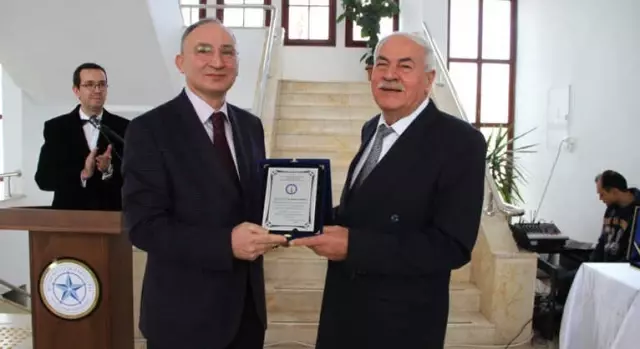 Prof. Dr. Ahmet Aydın'dan Veda Prof. Dr. Ahmet Aydın'dan Veda
