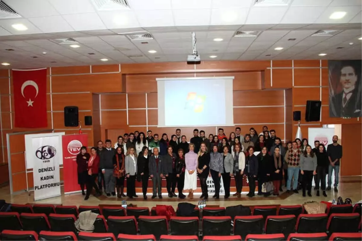 Türkiye'de Boşanan Kadınlar Evli Kadınlara Göre Daha Fazla Şiddete Maruz Kalıyor'