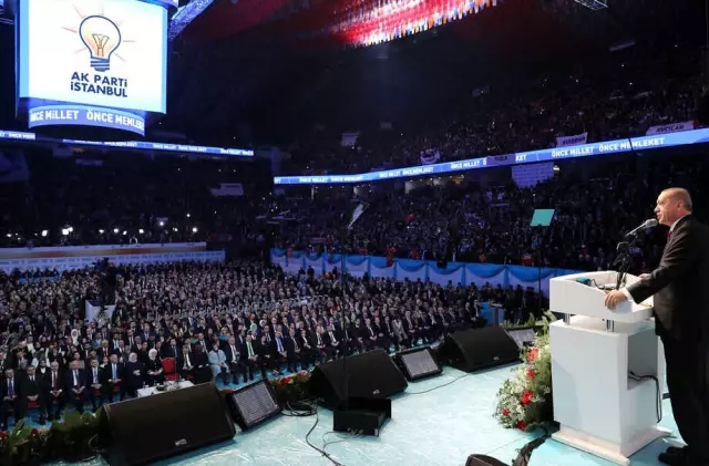 AK Parti'nin İstanbul Aday Tanıtım Toplantısı AK Parti'nin İstanbul Aday Tanıtım Toplantısı