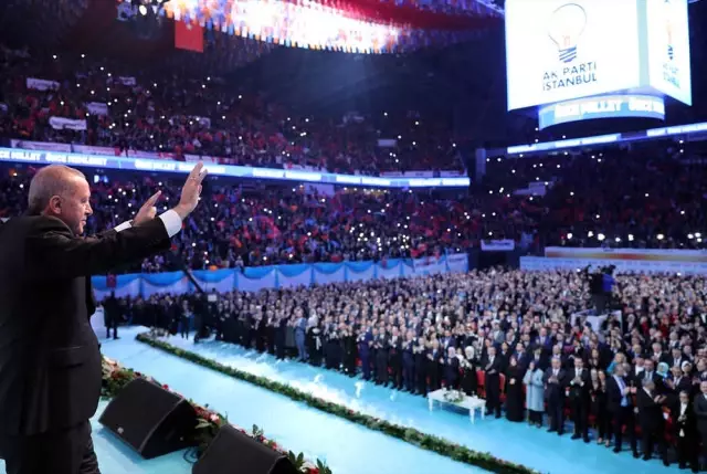 AK Parti'nin İstanbul Aday Tanıtım Toplantısı AK Parti'nin İstanbul Aday Tanıtım Toplantısı