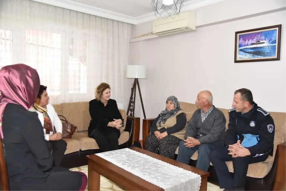 Vali Deniz'in Eşi Olcay Deniz'den Şehit Polis Ailelerine Ziyaret