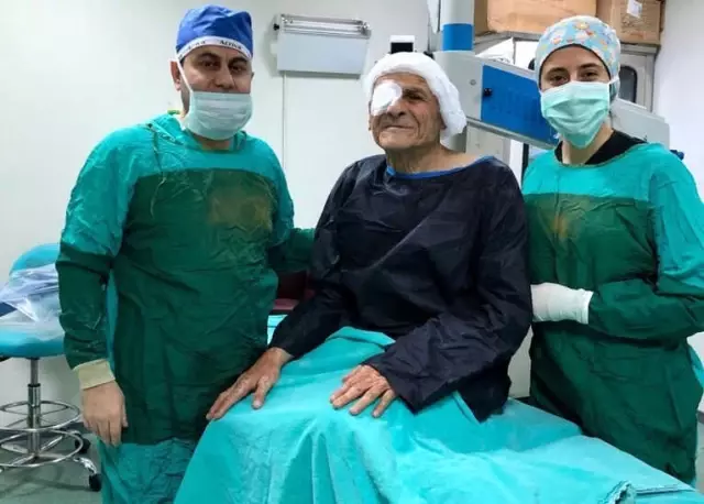 83 Yaşındaki Vatandaş Vali Eşinin Girişimiyle Sağlığına Kavuştu 83 Yaşındaki Vatandaş Vali Eşinin Girişimiyle Sağlığına Kavuştu